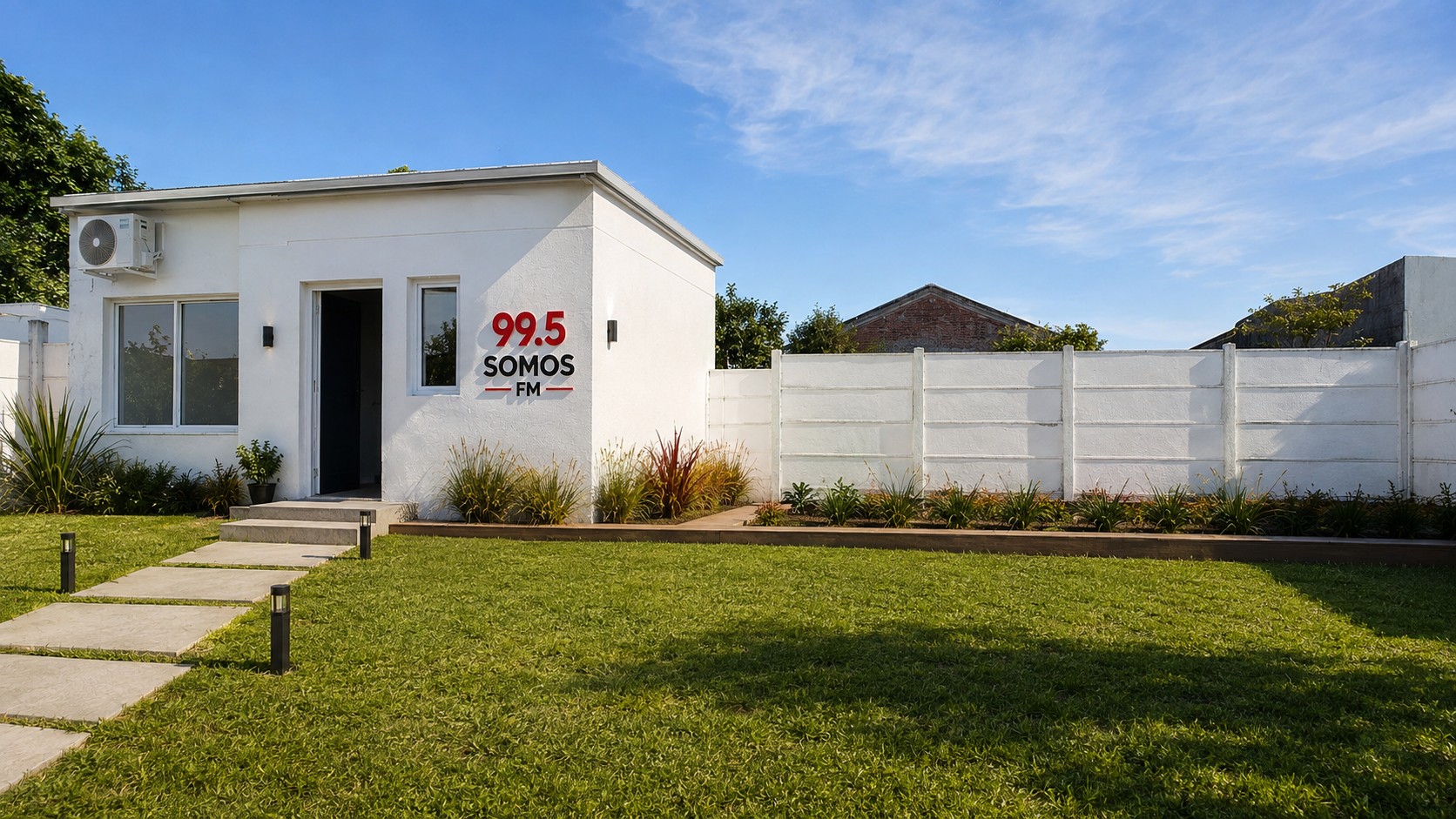 SOMOS FM 99.5 - Avenida San Martin 1133, General Belgrano
